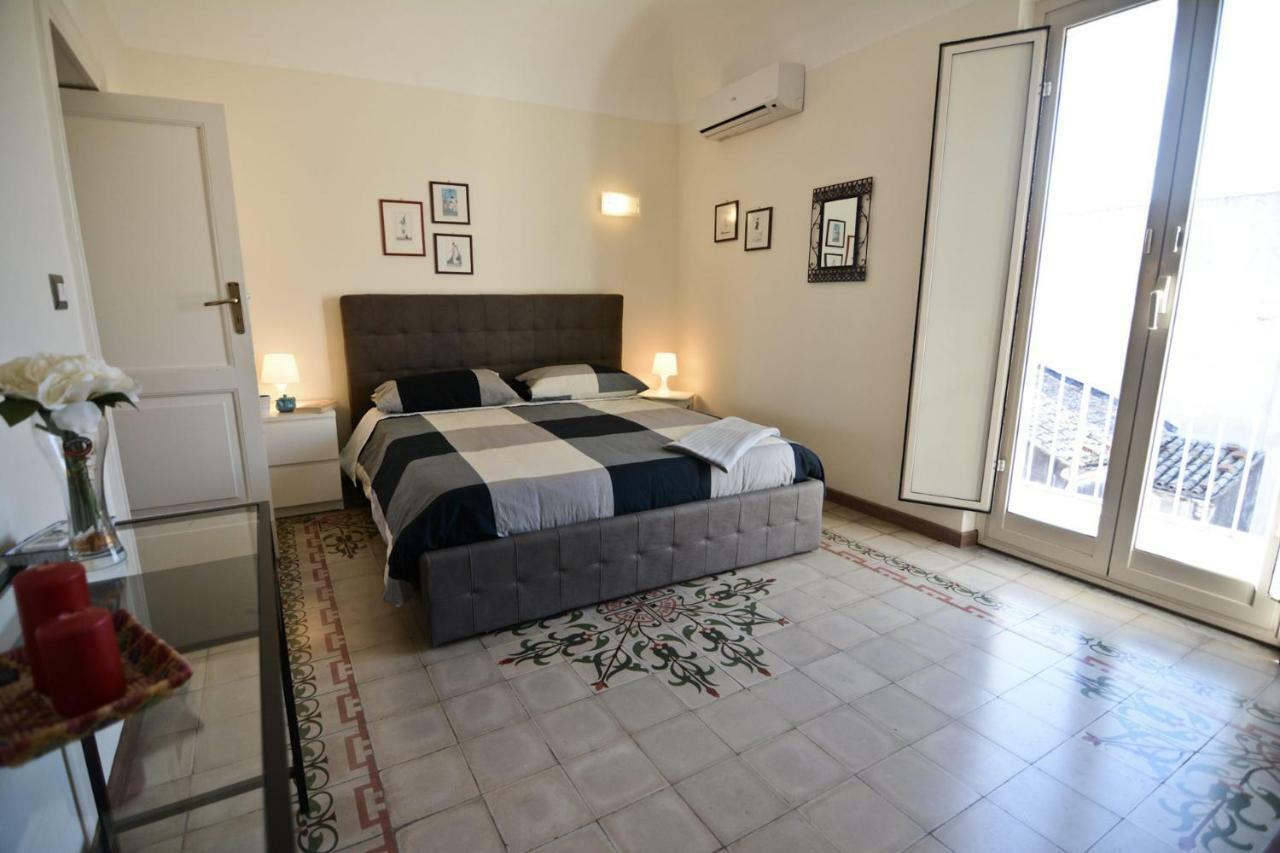 Attico Agora - Elegante Duplex Nel Cuore Di Catania Ngoại thất bức ảnh